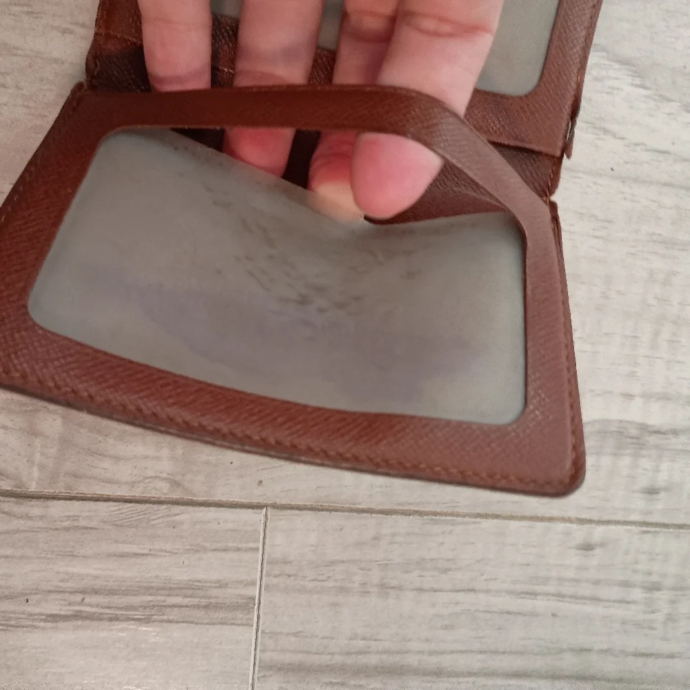 Louis Vuitton 2 Card Holder/ ID Holder - Picture 8 of 11